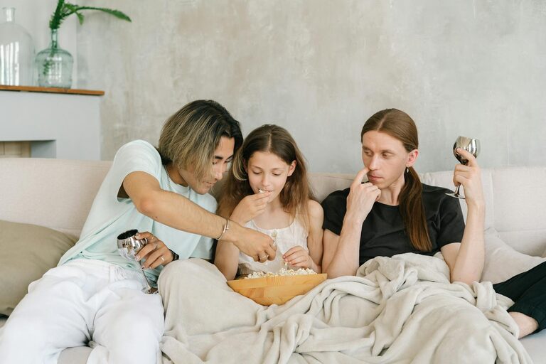 How to Host a Cozy Movie Night at Home: Easy Tips for Everyone