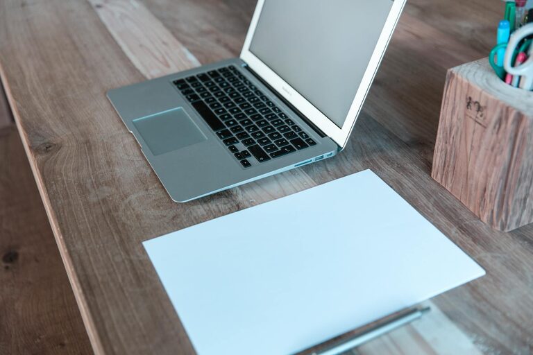 Desk Setup Tips for Focus and Comfort: Boost Your Productivity